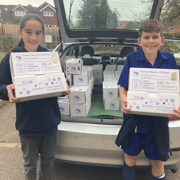 Each year, toys, games, writing materials and toiletries are delivered to disadvantaged youngsters and elderly people in central and eastern Europe through the Rotary Shoebox scheme. This year school children in Malawi also benefited. 